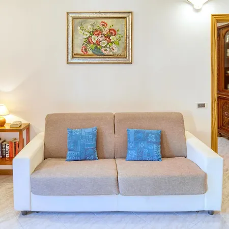 Apartament Luigina - *